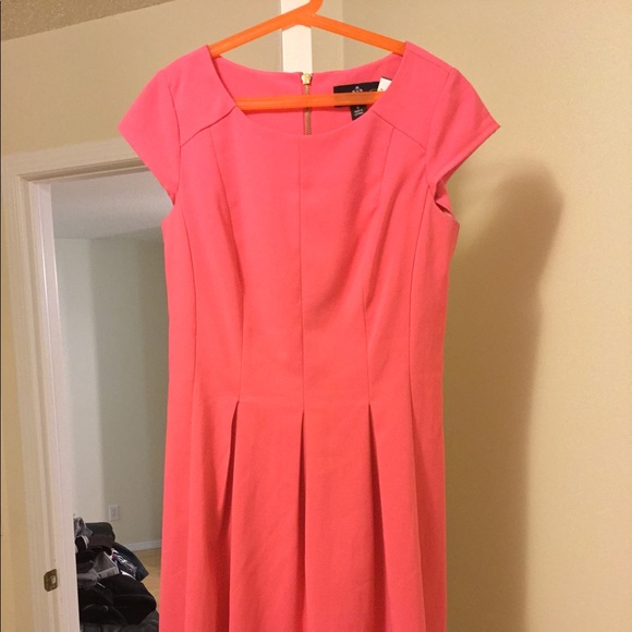 Sleeveless Pink Dress - Picture 2 of 2